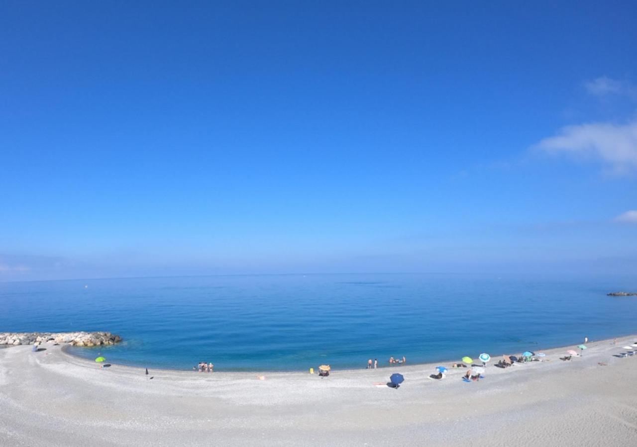 Rivamare Campora Casa Vacanze กัมโปรา ซาน โจวานนี ภายนอก รูปภาพ