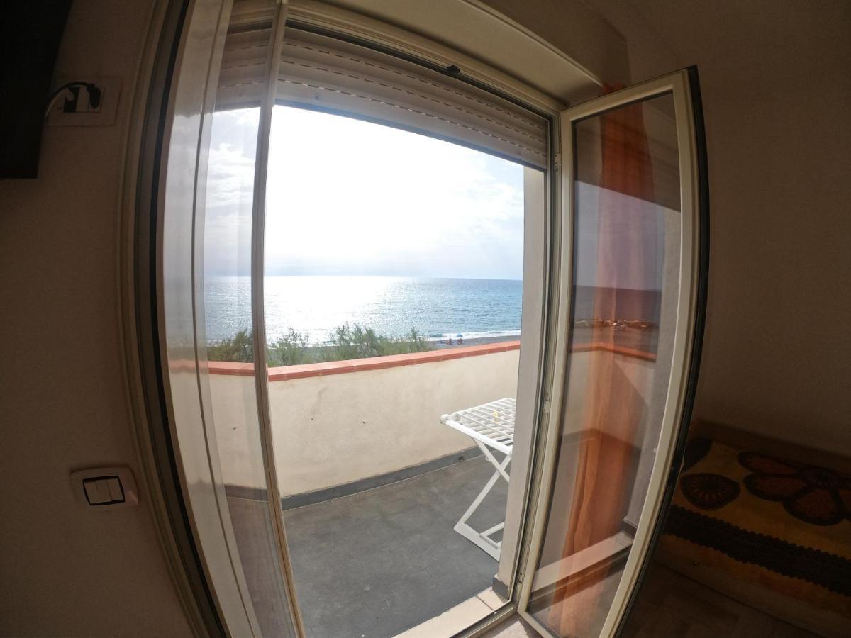 Rivamare Campora Casa Vacanze กัมโปรา ซาน โจวานนี ภายนอก รูปภาพ