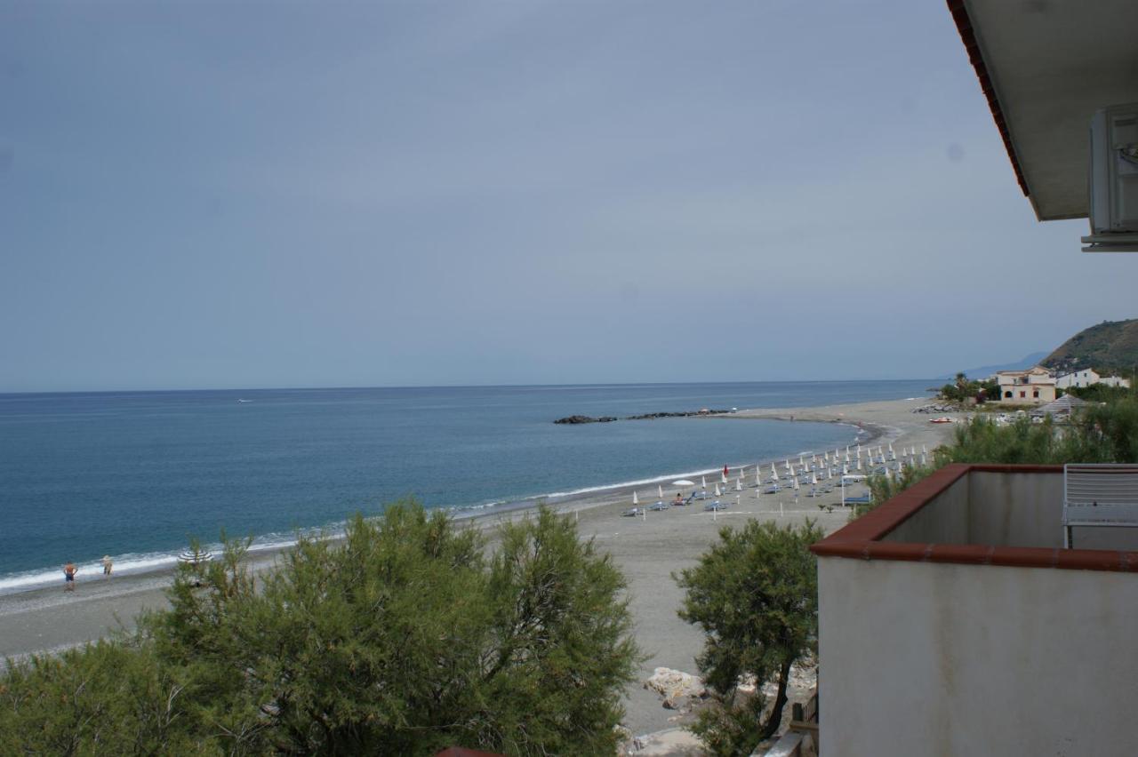 Rivamare Campora Casa Vacanze กัมโปรา ซาน โจวานนี ภายนอก รูปภาพ