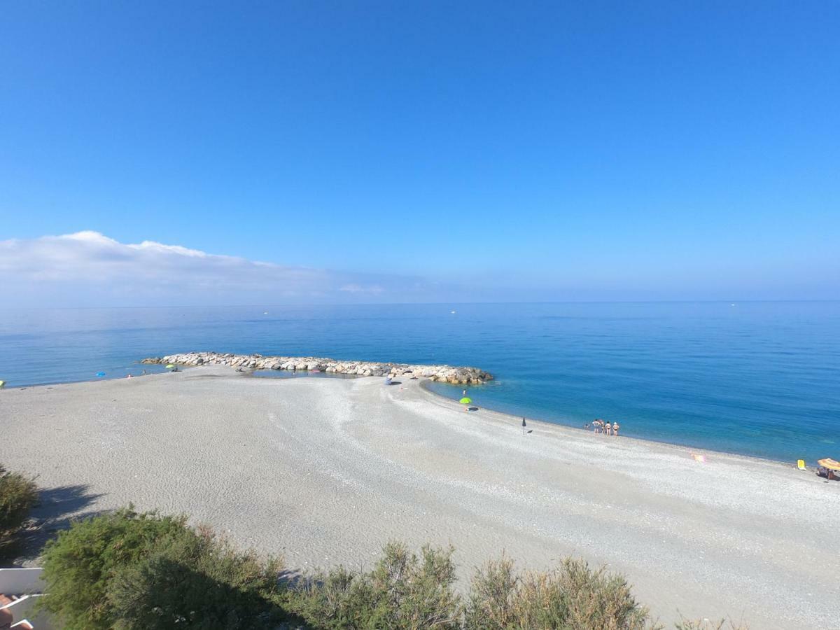 Rivamare Campora Casa Vacanze กัมโปรา ซาน โจวานนี ภายนอก รูปภาพ